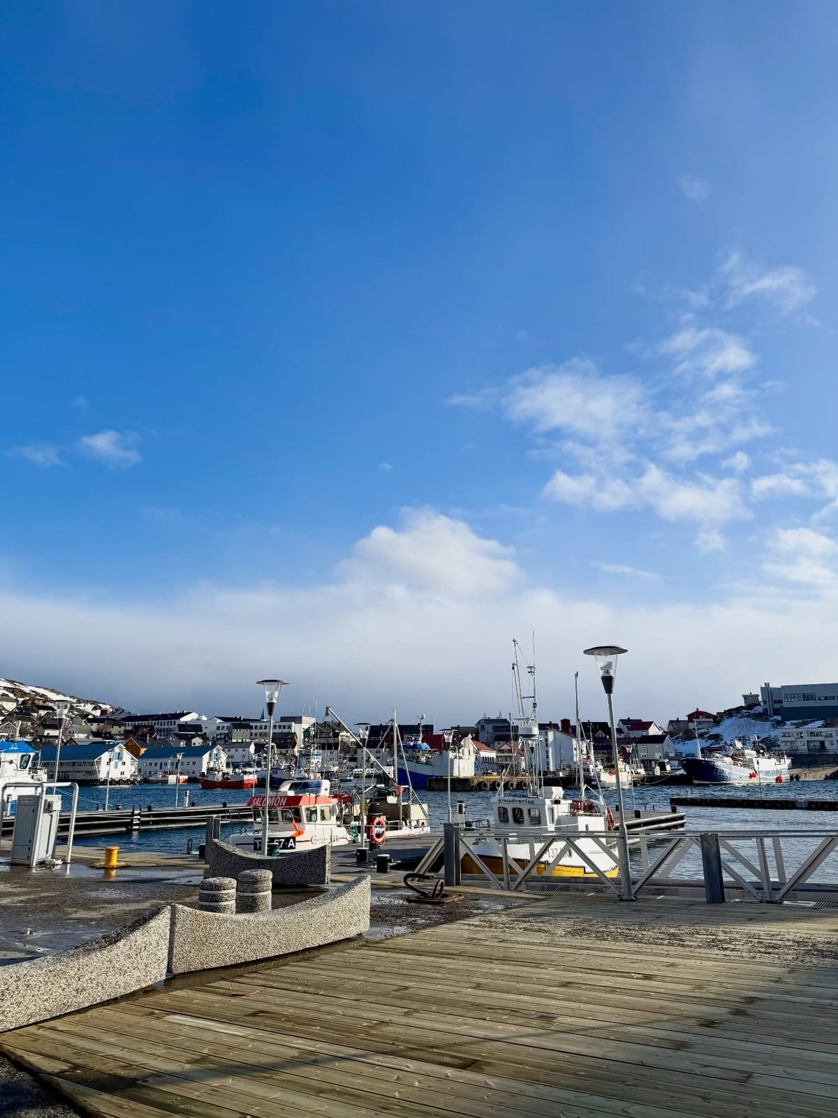 Foggy harbor moods 🌫️ #Honningsvåg #NorthNorway #ArcticNorway #VisitNordkapp #ExploreMore